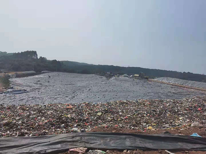 南寧土工膜垃圾場(chǎng)施工